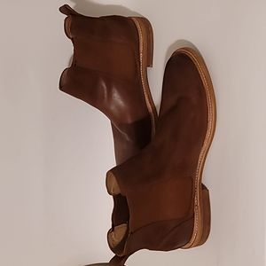 Mens UGG Brown Leather boots Size 11